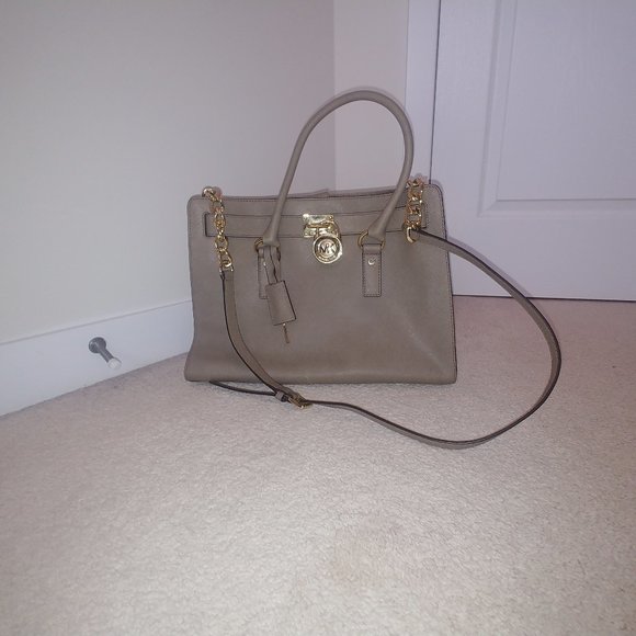 Michael Kors Bag - Picture 1 of 4